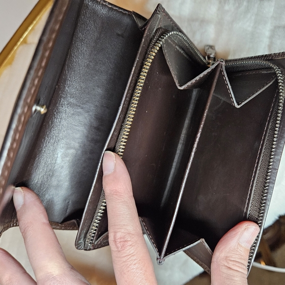 Louis Vuitton Brown Epi Leather Porte Monnaie Wallet - Picture 7 of 11